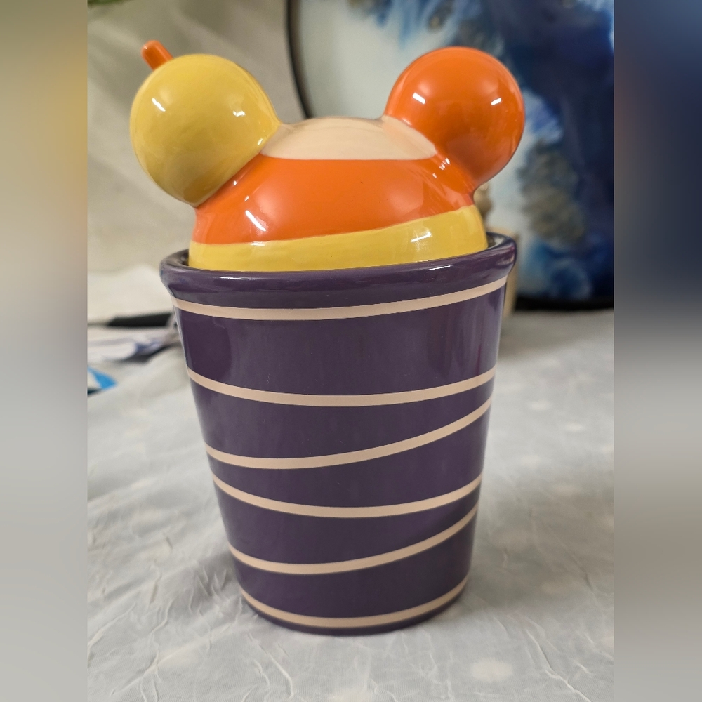Mickey Mouse Shaved Ice Ceramic 12oz Mug and Lid Aulani Disney Resort